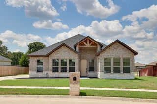 1601 Sea Breeze Court, Azle, TX 76020