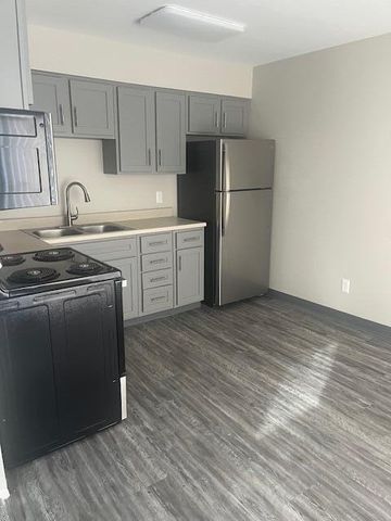 310 Admiral Avenue Unit: 4, Portage, MI 49002