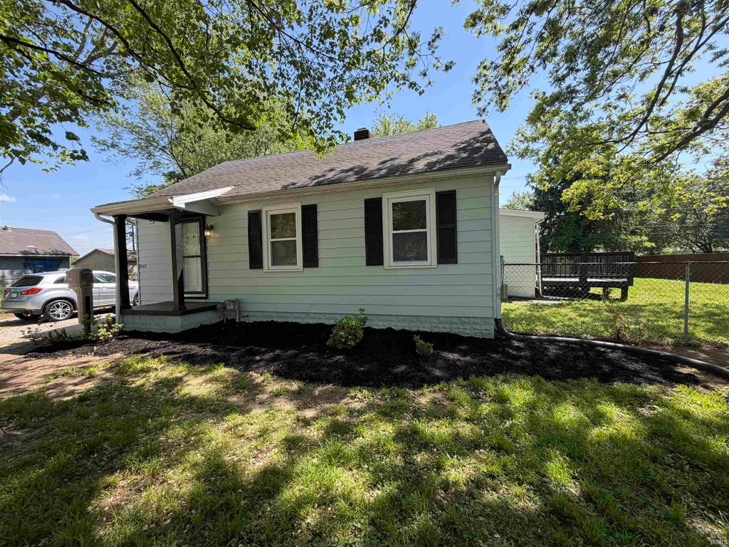 2143 Ravenswood Drive, Evansville, IN 47714