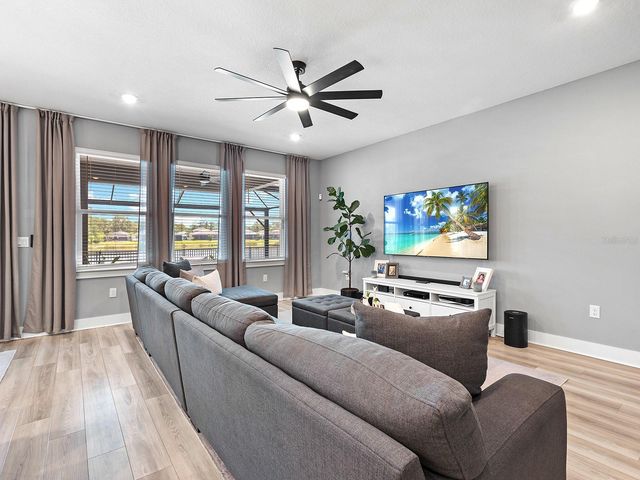 192 DAYLILY BOULEVARD, Nokomis, FL 34275