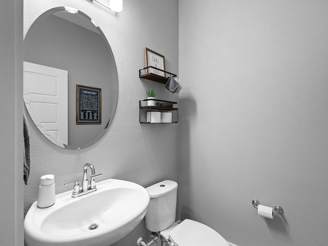 192 DAYLILY BOULEVARD, Nokomis, FL 34275