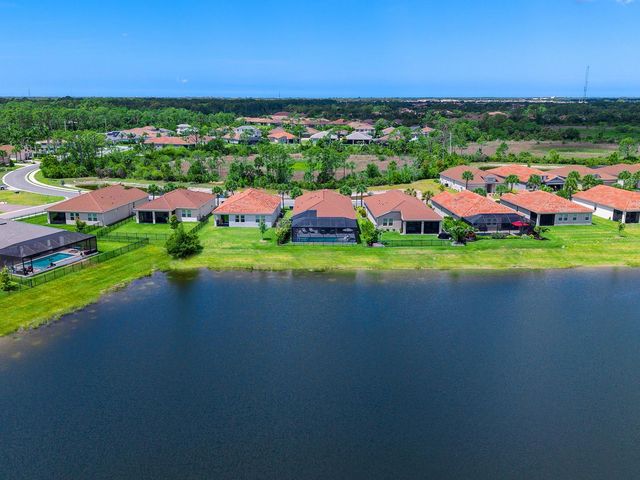 192 DAYLILY BOULEVARD, Nokomis, FL 34275