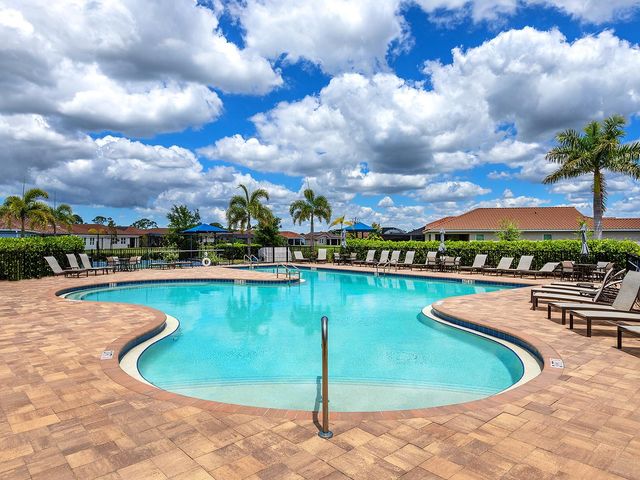 192 DAYLILY BOULEVARD, Nokomis, FL 34275