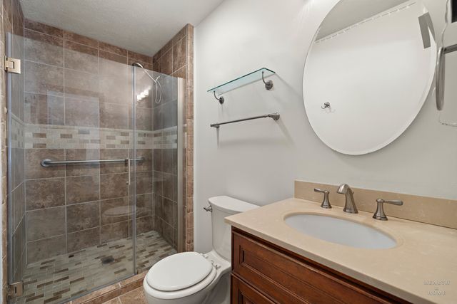 12715 Waltham Close, Roscoe, IL 61073