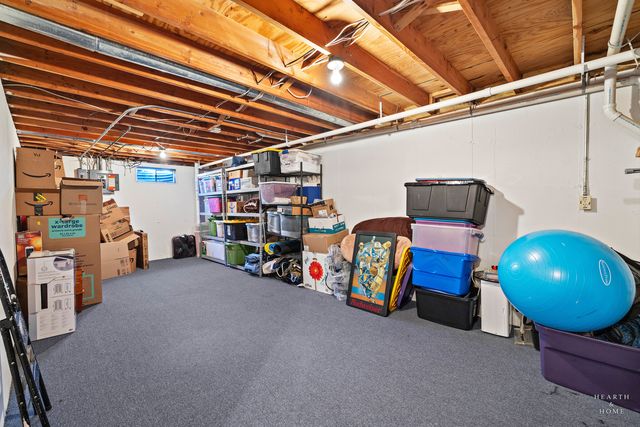 12715 Waltham Close, Roscoe, IL 61073