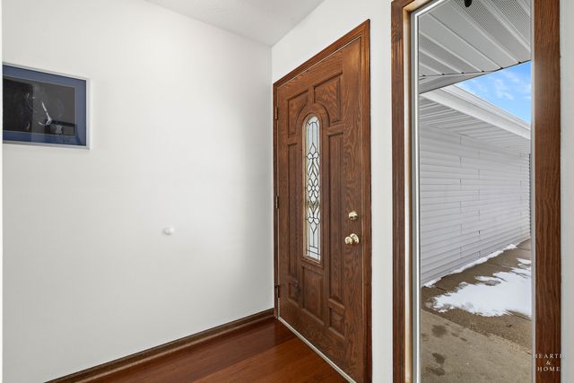 12715 Waltham Close, Roscoe, IL 61073