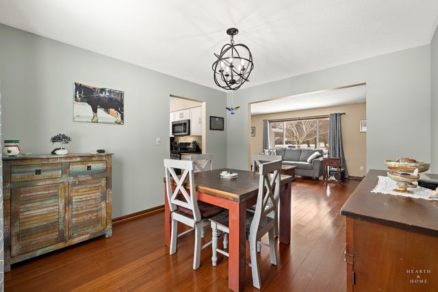 12715 Waltham Close, Roscoe, IL 61073