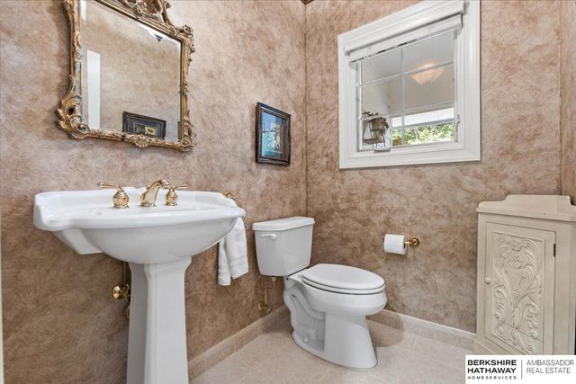 2131 S 181st Circle, Omaha, NE 68130