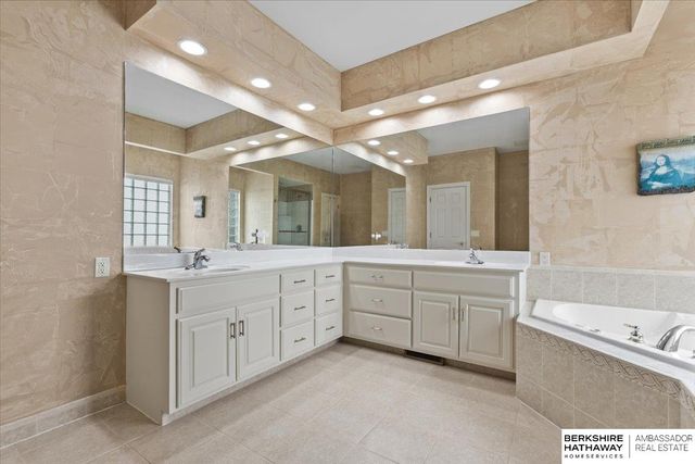 2131 S 181st Circle, Omaha, NE 68130