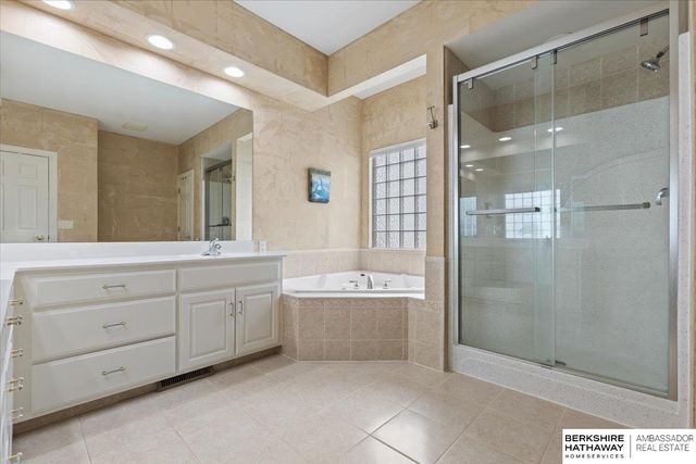 2131 S 181st Circle, Omaha, NE 68130