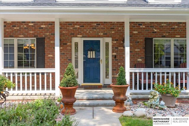 2131 S 181st Circle, Omaha, NE 68130