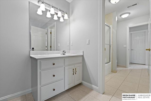 2131 S 181st Circle, Omaha, NE 68130