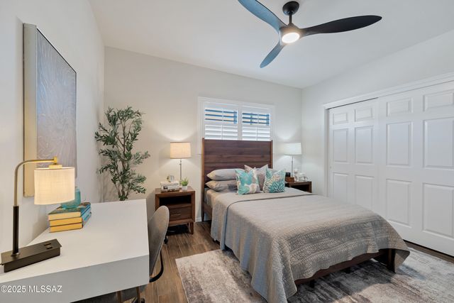 981 W Camino Delicias, Green Valley, AZ 85614