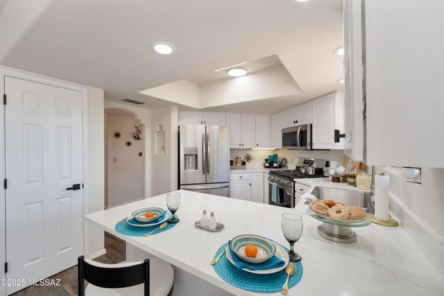 981 W Camino Delicias, Green Valley, AZ 85614