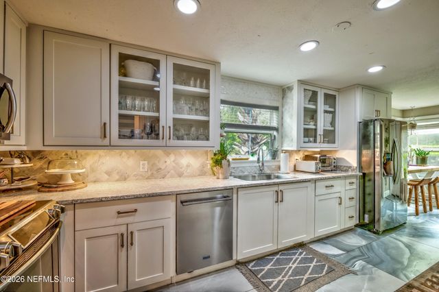 13380 EYNON Drive, Jacksonville, FL 32258