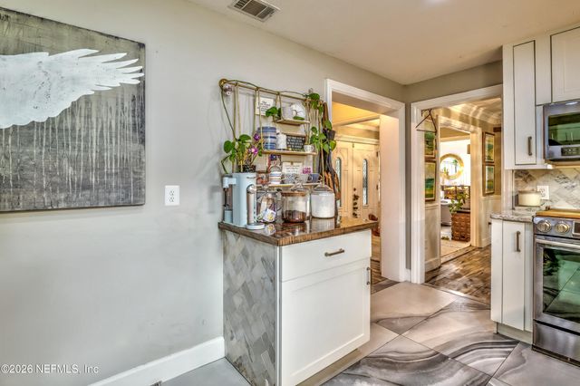 13380 EYNON Drive, Jacksonville, FL 32258