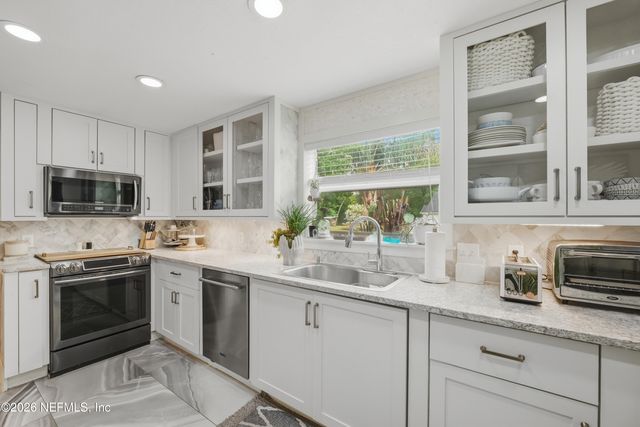 13380 EYNON Drive, Jacksonville, FL 32258