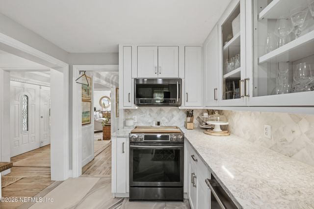 13380 EYNON Drive, Jacksonville, FL 32258