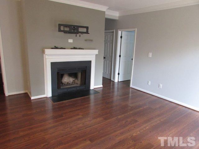 1001 Brighthurst Drive 101, Raleigh, NC 27605