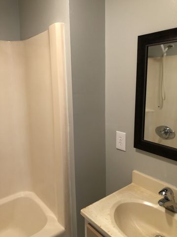 303 Bridge Ave, Murfreesboro, TN 37129