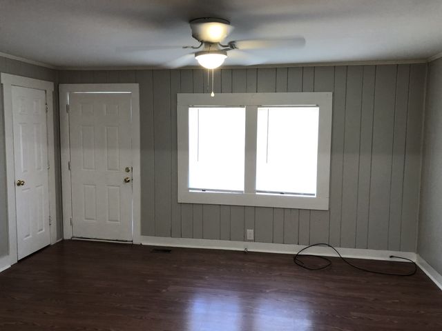 303 Bridge Ave, Murfreesboro, TN 37129