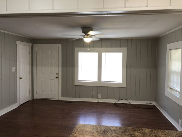 303 Bridge Ave, Murfreesboro, TN 37129