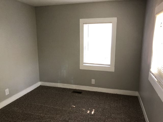 303 Bridge Ave, Murfreesboro, TN 37129