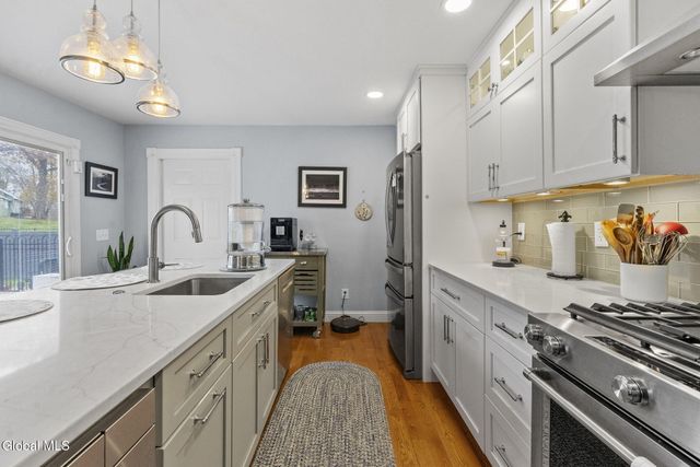 120 S Gurba Drive, Stillwater, NY 12170