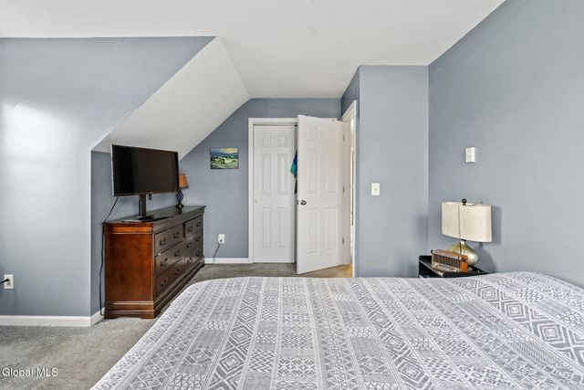 120 S Gurba Drive, Stillwater, NY 12170