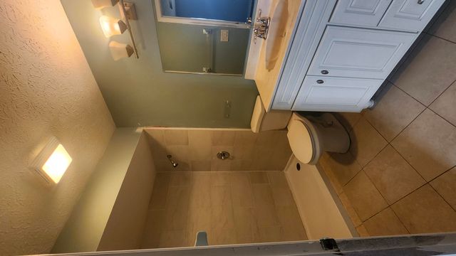 805 SE Cavern Avenue, Port St. Lucie, Port St Lucie, FL 34983