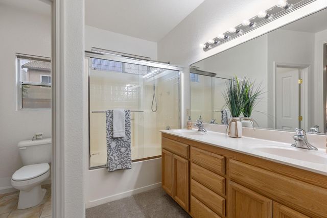 209 Wildflower Dr, Roseville, CA 95678