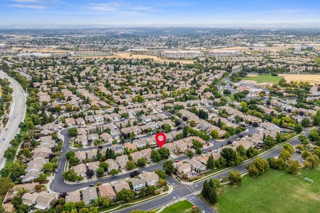209 Wildflower Dr, Roseville, CA 95678