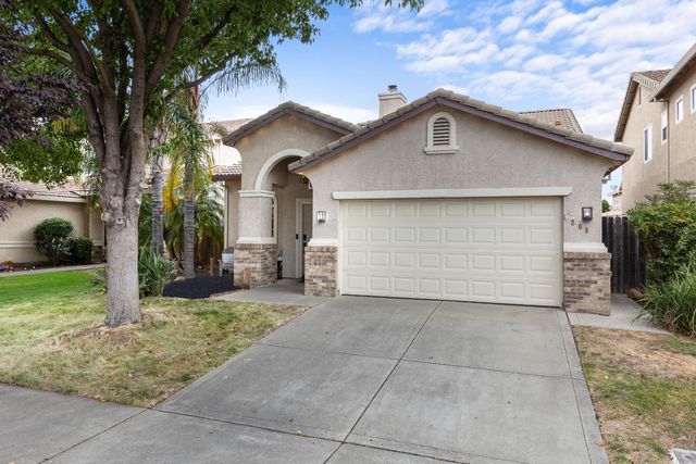 209 Wildflower Dr, Roseville, CA 95678