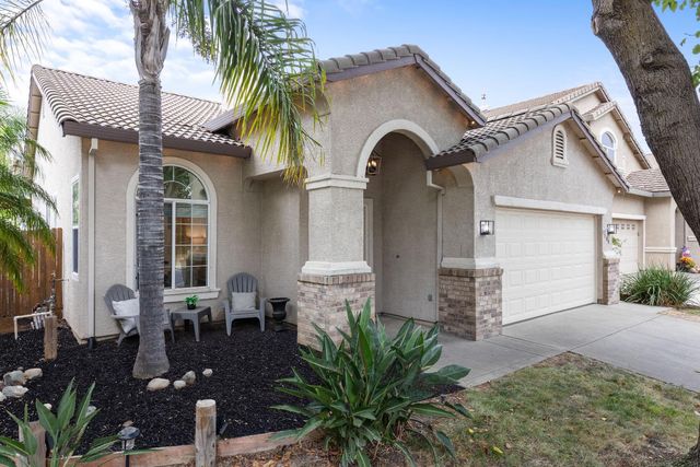 209 Wildflower Dr, Roseville, CA 95678