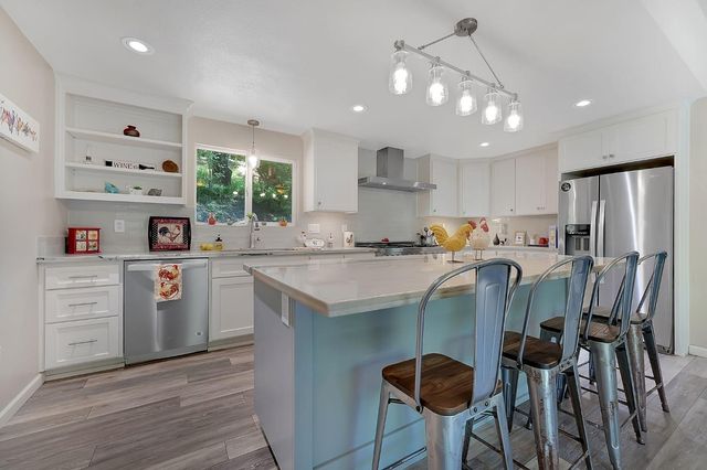 201 Barney Way, West Point, CA 95255