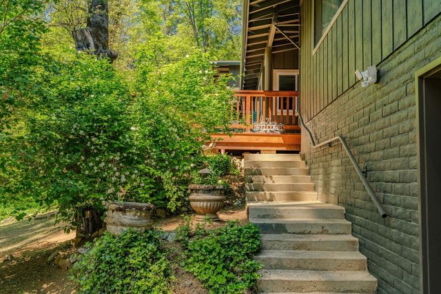 201 Barney Way, West Point, CA 95255