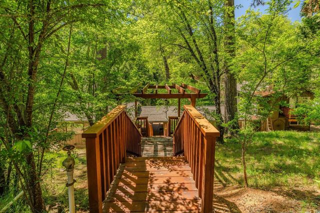 201 Barney Way, West Point, CA 95255