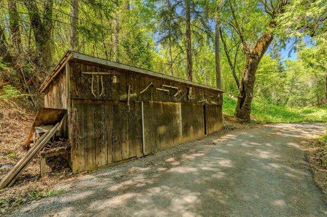 201 Barney Way, West Point, CA 95255