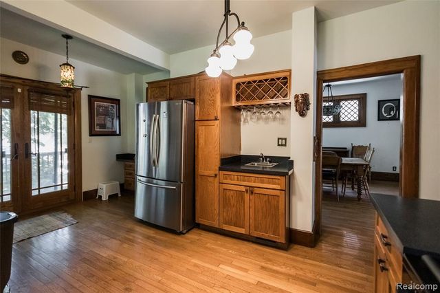 51 Massachusetts Street, Highland Park, MI 48203