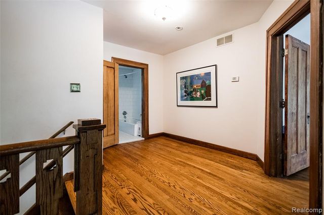 51 Massachusetts Street, Highland Park, MI 48203
