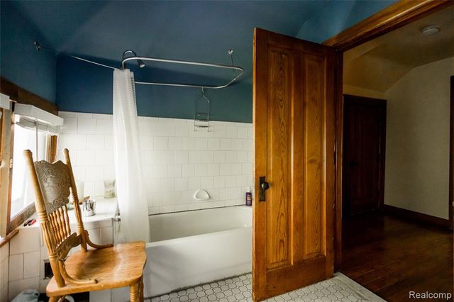 51 Massachusetts Street, Highland Park, MI 48203