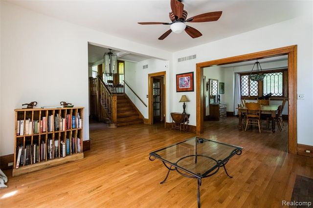 51 Massachusetts Street, Highland Park, MI 48203