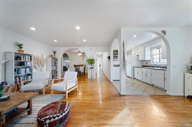 501 Baywood Dr, Vallejo, CA 94591