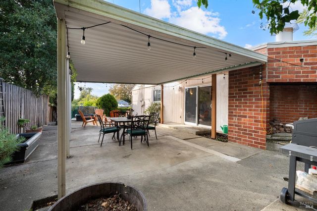 501 Baywood Dr, Vallejo, CA 94591