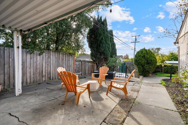 501 Baywood Dr, Vallejo, CA 94591