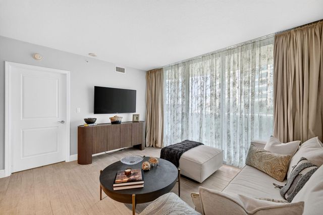 347 N NEW RIVER Drive E 1107, Fort Lauderdale, FL 33301