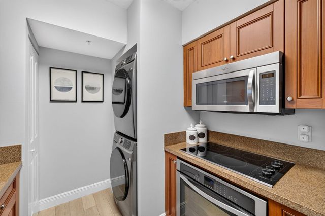 347 N NEW RIVER Drive E 1107, Fort Lauderdale, FL 33301