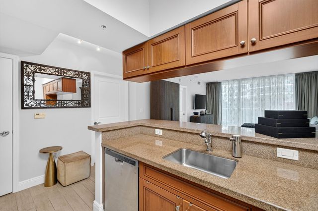 347 N NEW RIVER Drive E 1107, Fort Lauderdale, FL 33301