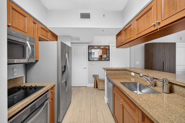 347 N NEW RIVER Drive E 1107, Fort Lauderdale, FL 33301