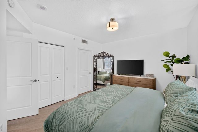 347 N NEW RIVER Drive E 1107, Fort Lauderdale, FL 33301